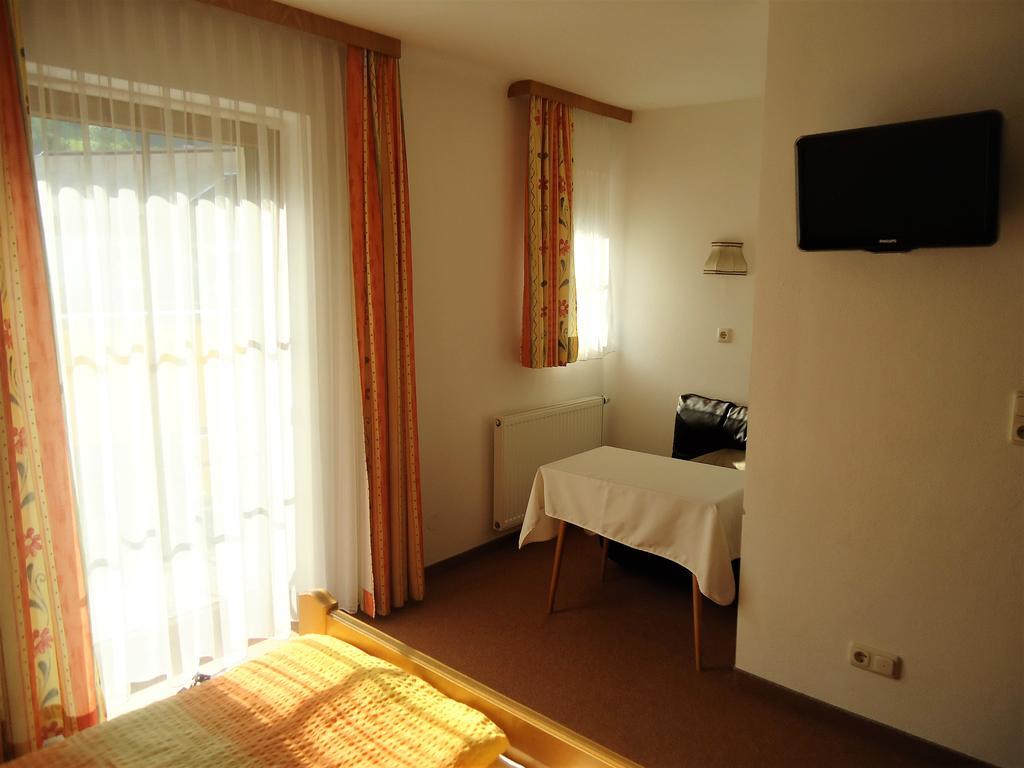 Pension Wald Faistenau Exterior photo